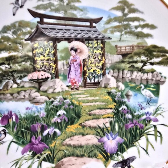Kyoto Imperial Porcelain Iris Pond Decorative Plate Hidden Views Of Japan JE342 - Picture 2 of 4